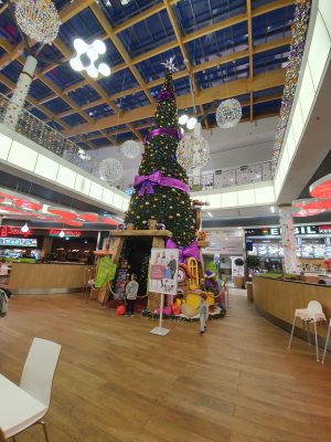 рождественские украшения в торговых центрах, Люблин, Польша